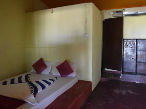 Sunset & Waves Resort