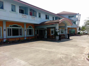 North Shores Inn