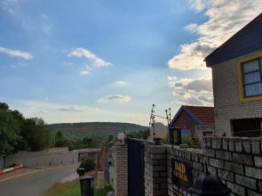 Naomis Place