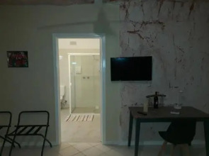 Desert Dwellers Underground B&B