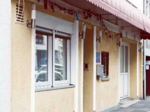 Hotel Elite an der Universität