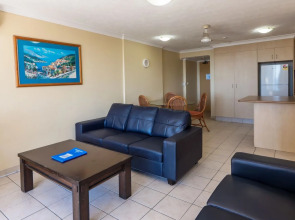 Aristocrat Apartments