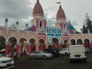 Villa kota bunga 3 BR Kolam renang pribadi