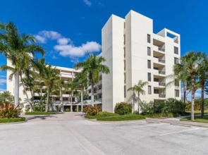 Longboat Key 42 - 2 Br Condo