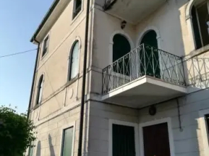 Via Alfieri 23