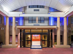 Holiday Inn Express Hotel & Suites Laredo-Event Center Area by IHG