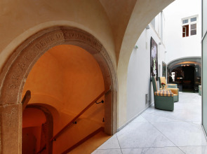 Skaritz Hotel & Residence