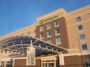 Holiday Inn Indianapolis Airport by IHG