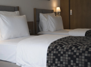 Yuksel Istanbul Yenikapi