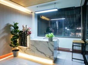 K.L.Apartment By Zuzu