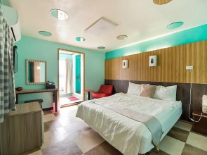 Mother Chen Homestay-Sky Blue Sea II