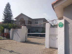 Bjorne Classic Suites
