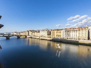 Elegant Arno View