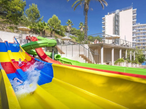Hotel Serhs Oasis Park