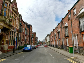 Cambrian Place - Swansea Guest Homes