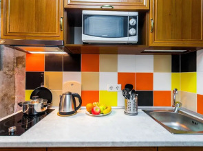 LeoHotels on 4th Sovetskaya,8