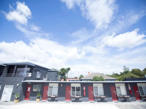 Siesta Central Apartments