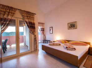 Apartment Davorka - with sea view: A1 Kampor, Island Rab