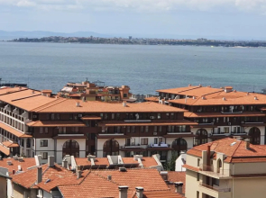 Roel Residence Apartments