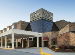 DoubleTree by Hilton Hotel Oak Ridge - Knoxville