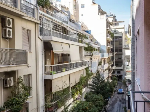 Downtown Apartment for 4 in Plaka