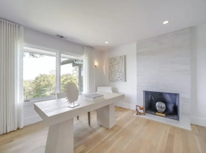 Luxurious Mountain Retreat w/ Long Range Views!