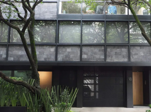 THE LOCAL WAY, CONDESA. Laredo 18