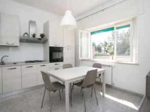 N50 - Numana, Trilocale in Centro Con Portico E Posto Auto