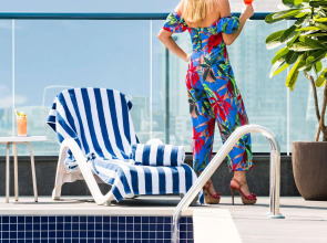 Отель Radisson Blu Hotel, Dubai Canal View