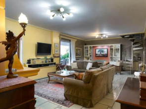 165 sm Penthouse Maisonette Apartment