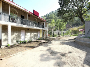 OYO 13538 Home 1RK Parwanoo