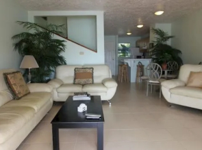Jolly Villas