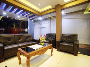 OYO 8588 Rainbow Inn