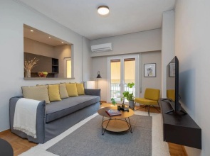 2A · The Beehive Apartment 2A