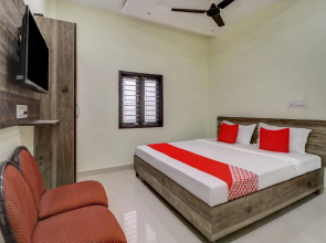 OYO 77562 Hotel Kabir