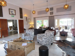 Monkey Thorn Guest Lodge