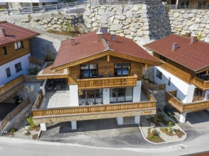 Mountain Wellness Chalet in Neukirchen