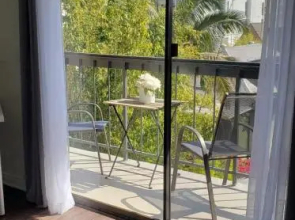 Prime West Hollywood 1-Bedroom