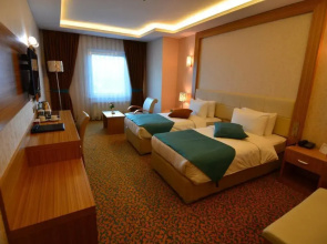 Tasar Royal Hotel