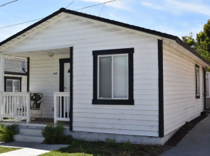343 Hinds 2 Bedroom Cabin by Redawning