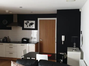 Hullidays - The Sawmill Suite