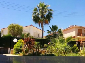 Royal Sunset Studios