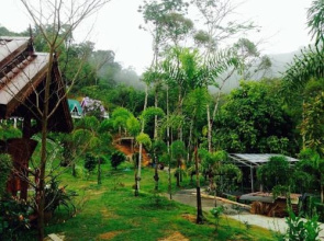Phupha Srirung Resort