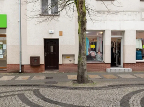 Stylish Apartment in Center by Renters