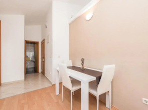 Apartments Danijela 1