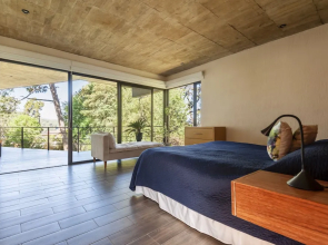 Casa con amplia terraza y jacuzzi