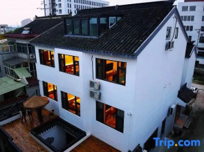 XueLu Homestay (Suzhou Mudu Shop)