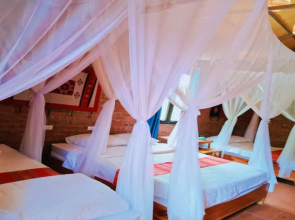 Pu Luong Riverside Lodge