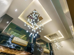 De Lux Bangkok Hotel