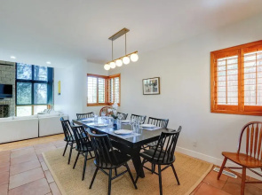 Spacious Flagstaff Home w/ Hot Tub & Fire Pit!